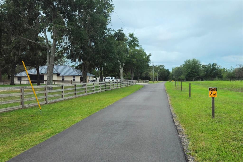 待售: $79,900 (9.85 acres)