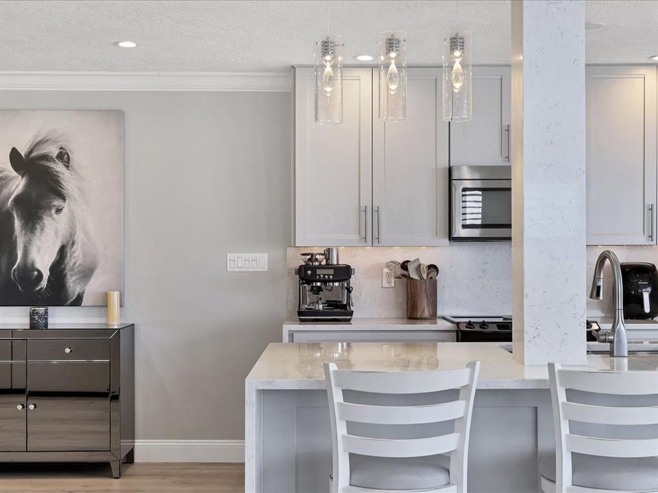 Active With Contract: $4,500 (2 beds, 2 baths, 1396 Square Feet)