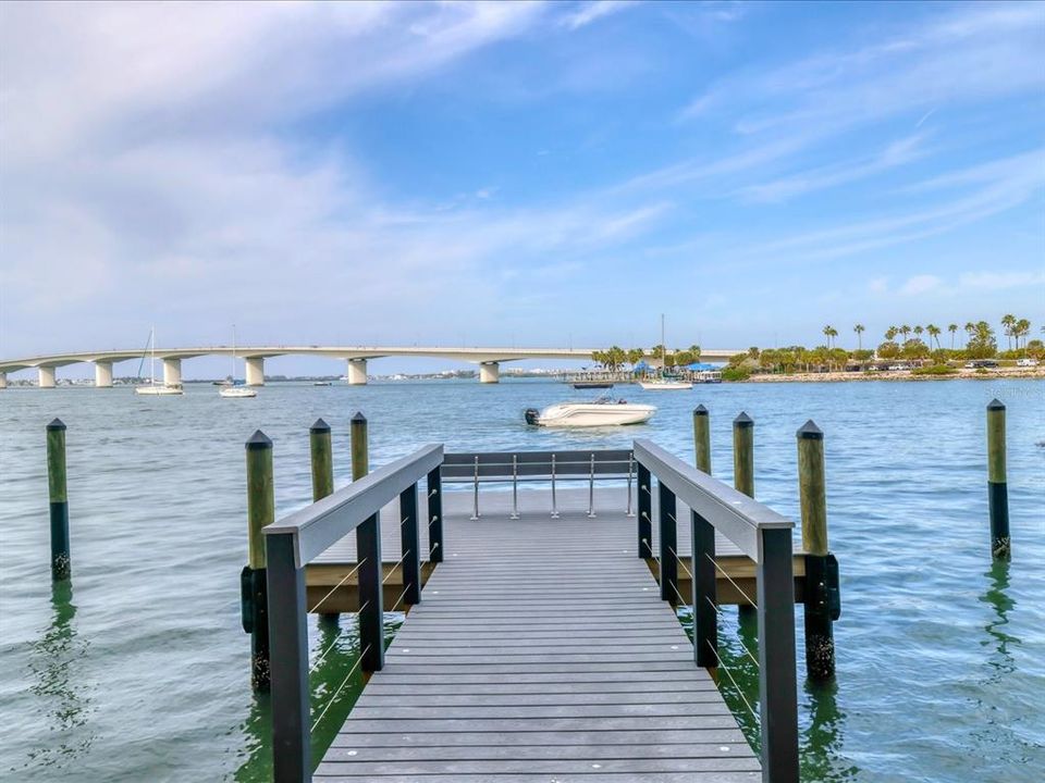 Active With Contract: $4,500 (2 beds, 2 baths, 1396 Square Feet)