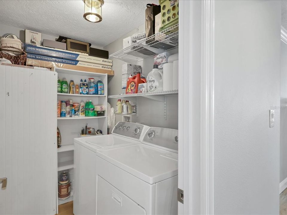 Active With Contract: $4,500 (2 beds, 2 baths, 1396 Square Feet)