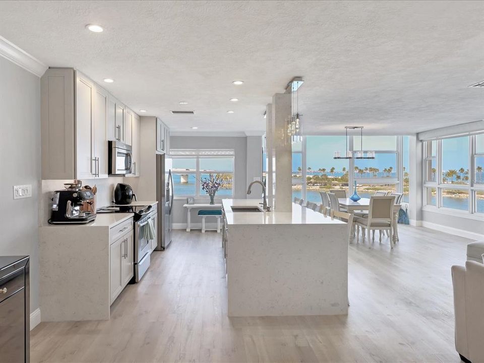 Active With Contract: $4,500 (2 beds, 2 baths, 1396 Square Feet)