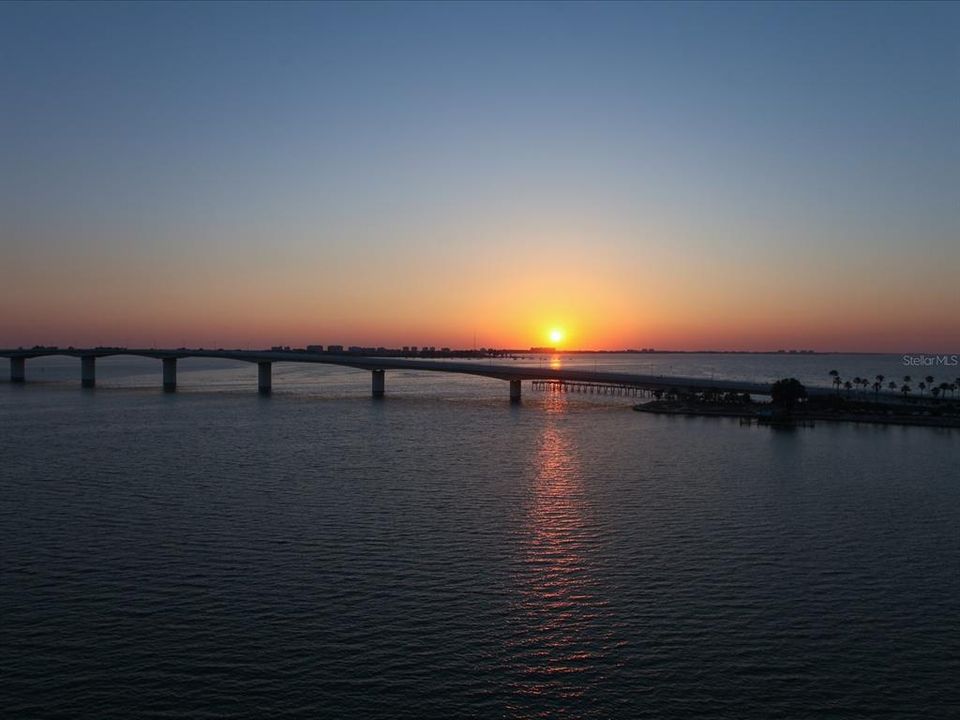 Active With Contract: $4,500 (2 beds, 2 baths, 1396 Square Feet)