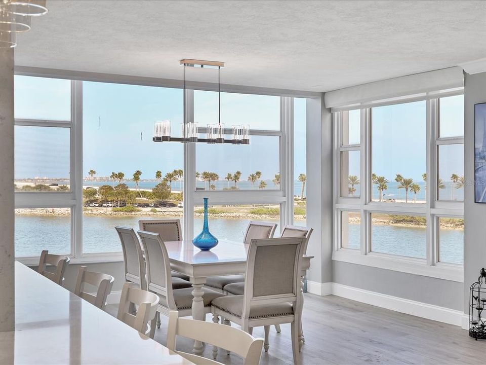 Active With Contract: $4,500 (2 beds, 2 baths, 1396 Square Feet)