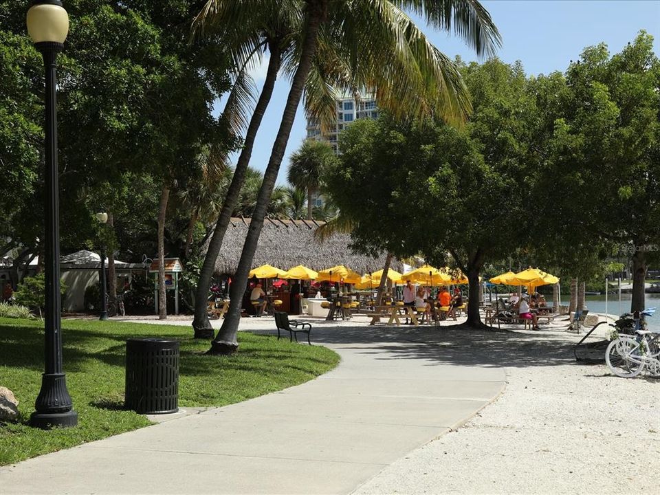 Active With Contract: $4,500 (2 beds, 2 baths, 1396 Square Feet)