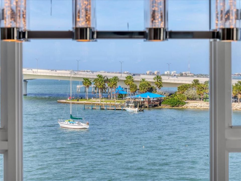 Active With Contract: $4,500 (2 beds, 2 baths, 1396 Square Feet)