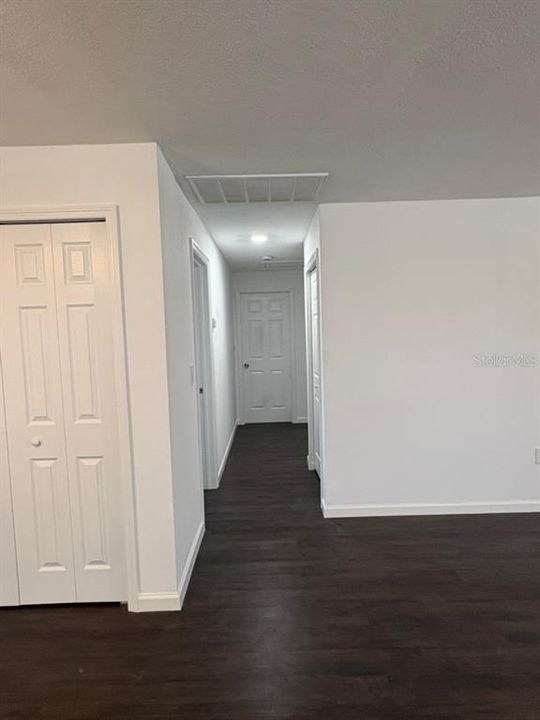 For Rent: $1,700 (3 beds, 2 baths, 1441 Square Feet)