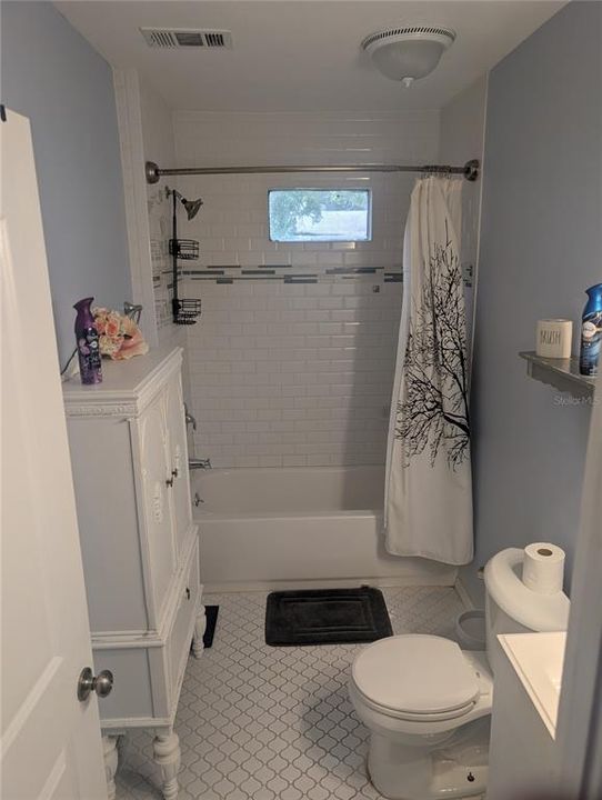 待售: $299,990 (3 贝兹, 2 浴室, 1402 平方英尺)