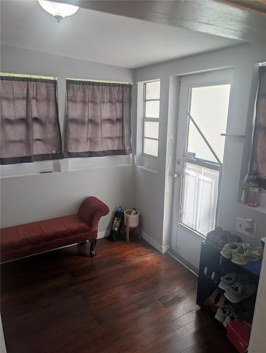 待售: $299,990 (3 贝兹, 2 浴室, 1402 平方英尺)