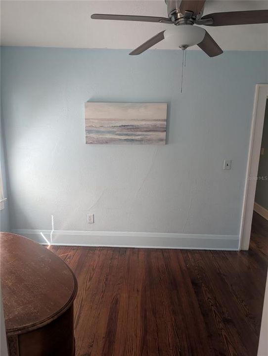 待售: $299,990 (3 贝兹, 2 浴室, 1402 平方英尺)