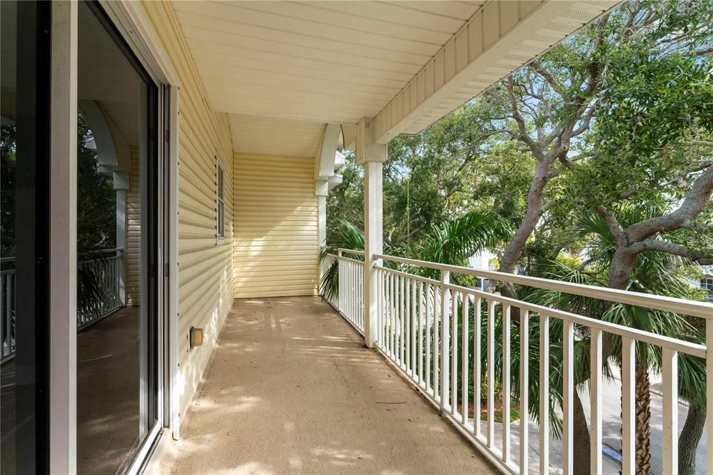 For Rent: $4,850 (3 beds, 3 baths, 1530 Square Feet)