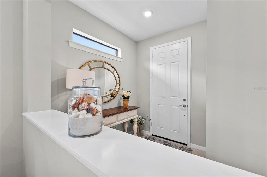 合同活跃: $439,000 (2 贝兹, 2 浴室, 1575 平方英尺)