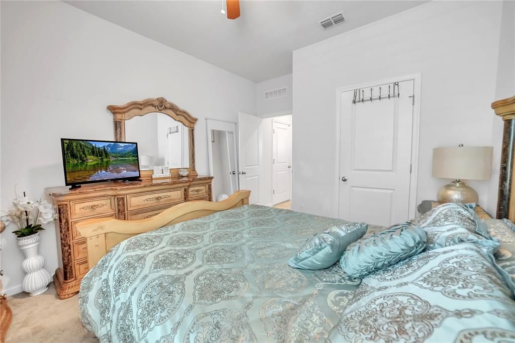 出租: $2,450 (3 贝兹, 2 浴室, 1815 平方英尺)