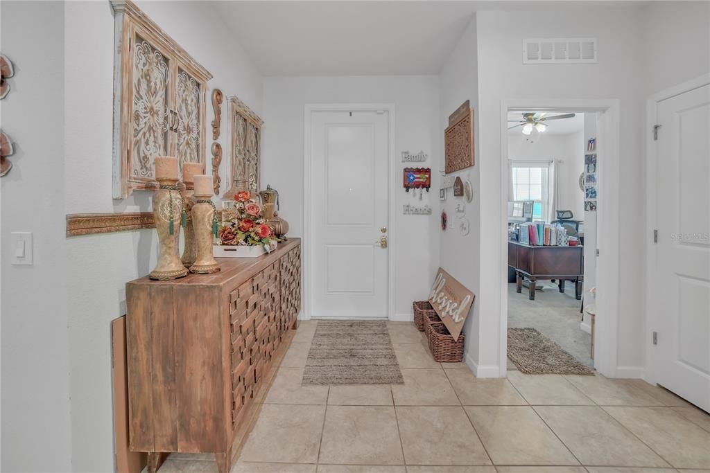 出租: $2,450 (3 贝兹, 2 浴室, 1815 平方英尺)