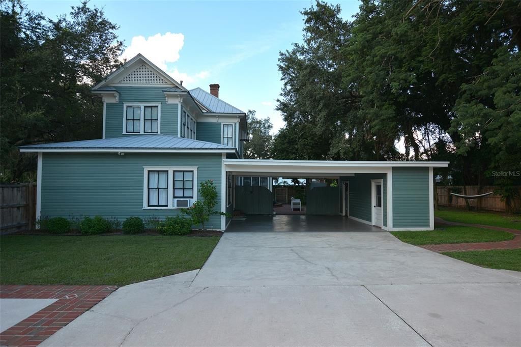 For Sale: $615,000 (4 beds, 3 baths, 3124 Square Feet)