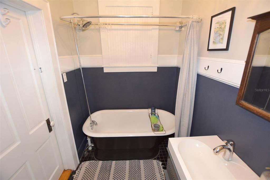 For Sale: $615,000 (4 beds, 3 baths, 3124 Square Feet)