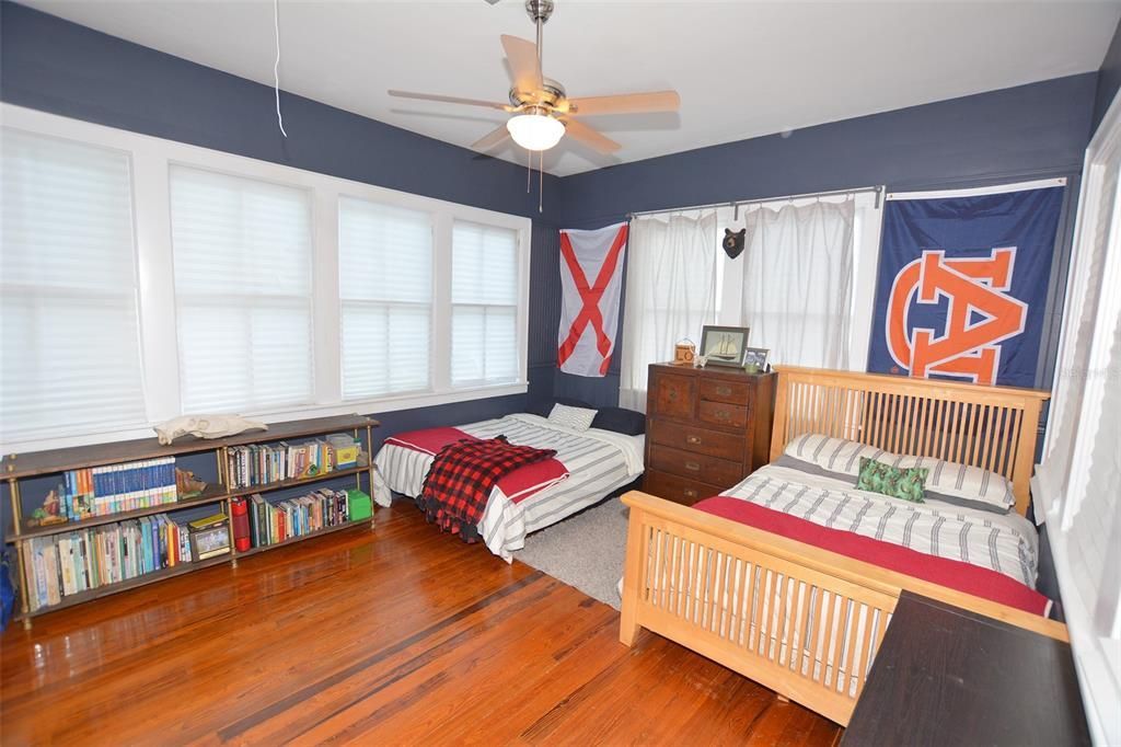 For Sale: $615,000 (4 beds, 3 baths, 3124 Square Feet)