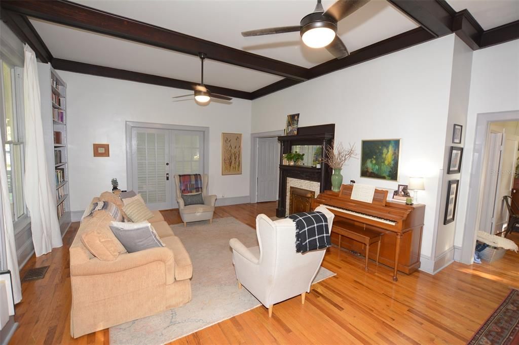 For Sale: $615,000 (4 beds, 3 baths, 3124 Square Feet)