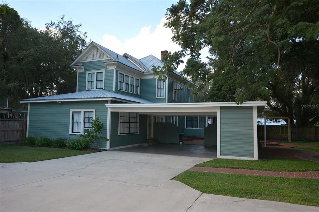 For Sale: $615,000 (4 beds, 3 baths, 3124 Square Feet)