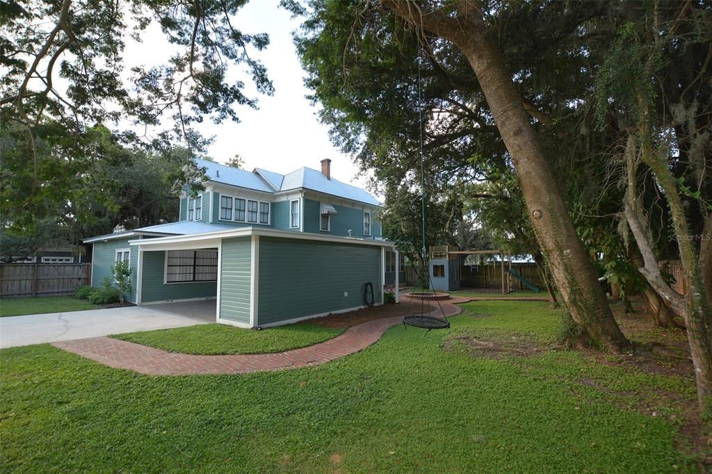 For Sale: $615,000 (4 beds, 3 baths, 3124 Square Feet)