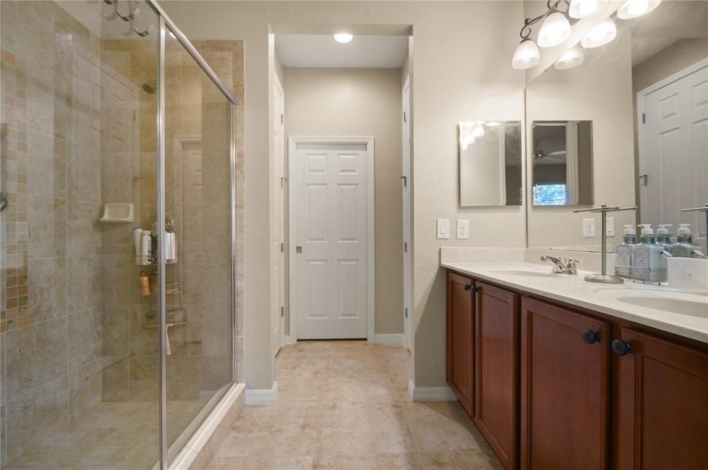 For Sale: $677,500 (4 beds, 3 baths, 2449 Square Feet)