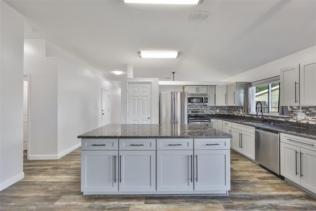 Active With Contract: $395,000 (3 beds, 2 baths, 1733 Square Feet)