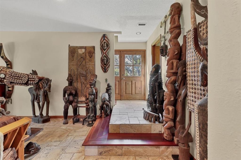 待售: $791,000 (2 贝兹, 1 浴室, 1624 平方英尺)