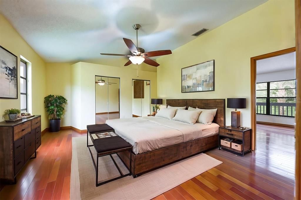 待售: $791,000 (2 贝兹, 1 浴室, 1624 平方英尺)