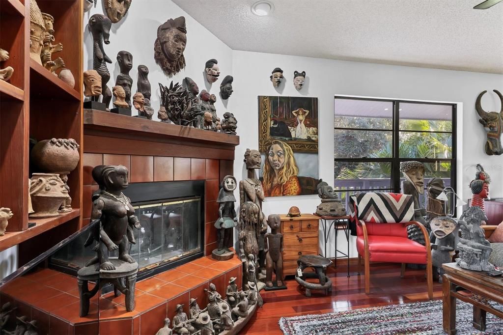 待售: $791,000 (2 贝兹, 1 浴室, 1624 平方英尺)