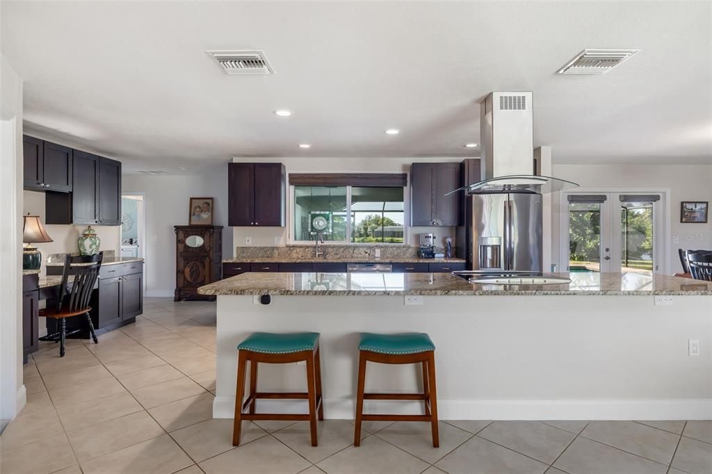 Active With Contract: $600,000 (3 beds, 2 baths, 1919 Square Feet)