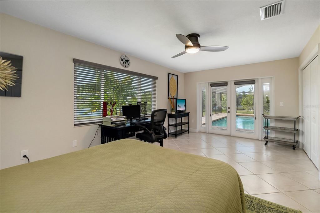 Active With Contract: $600,000 (3 beds, 2 baths, 1919 Square Feet)