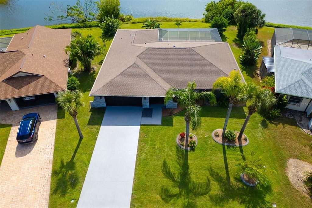 Active With Contract: $600,000 (3 beds, 2 baths, 1919 Square Feet)