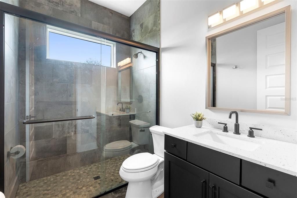 待售: $749,500 (4 贝兹, 3 浴室, 2436 平方英尺)