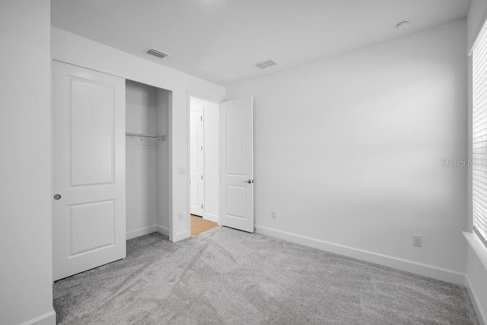 En Venta: $735,999 (5 camas, 4 baños, 3461 Pies cuadrados)