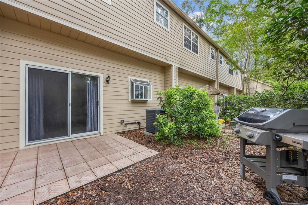 For Sale: $195,000 (2 beds, 2 baths, 1400 Square Feet)