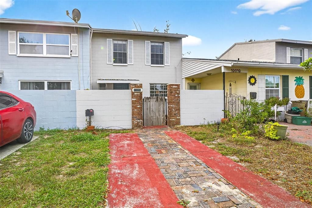 Recently Sold: $249,900 (2 beds, 1 baths, 1320 Square Feet)