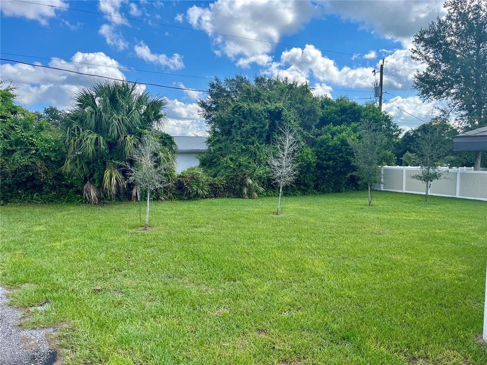 For Rent: $1,900 (3 beds, 2 baths, 1270 Square Feet)