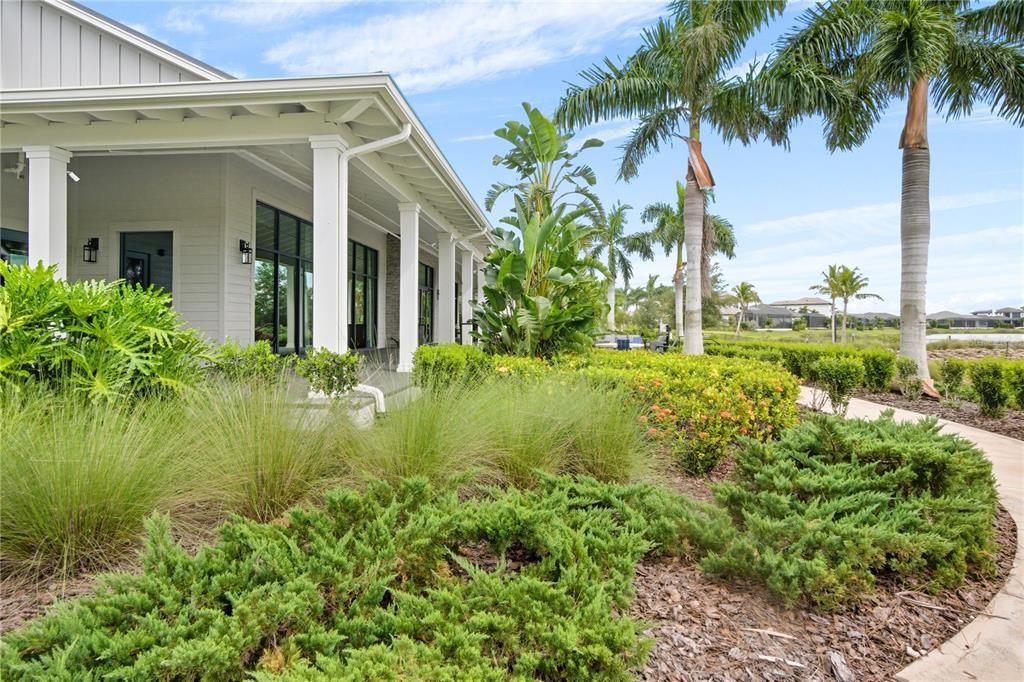 合同活跃: $1,290,000 (3 贝兹, 3 浴室, 2667 平方英尺)