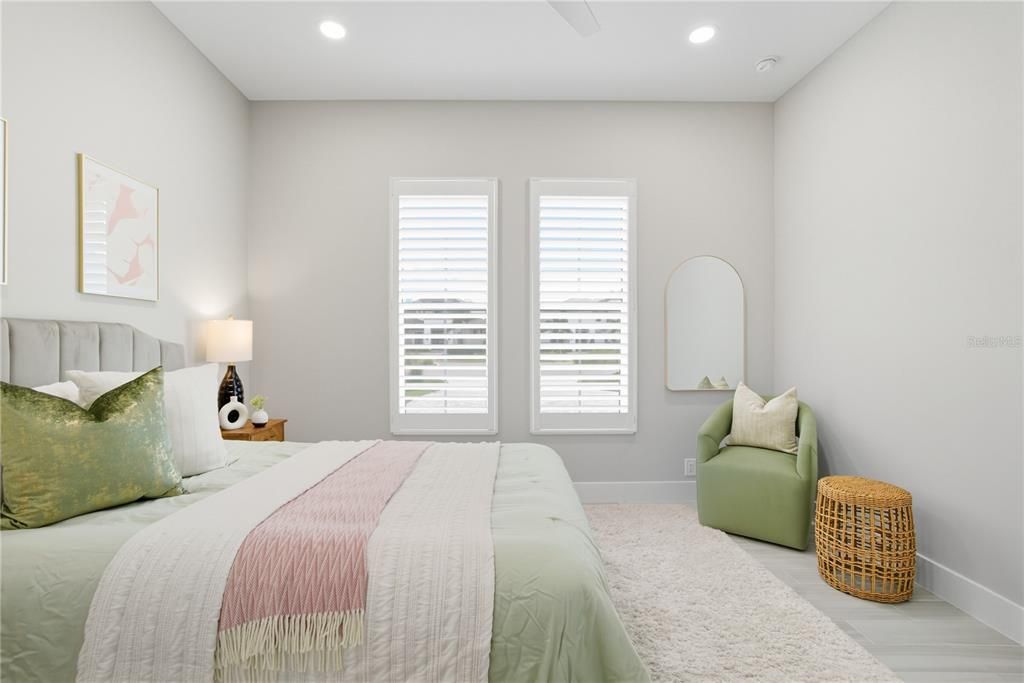 合同活跃: $1,290,000 (3 贝兹, 3 浴室, 2667 平方英尺)