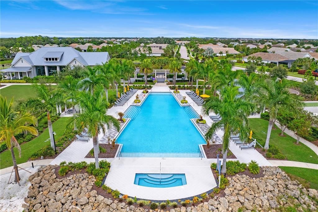 合同活跃: $1,290,000 (3 贝兹, 3 浴室, 2667 平方英尺)