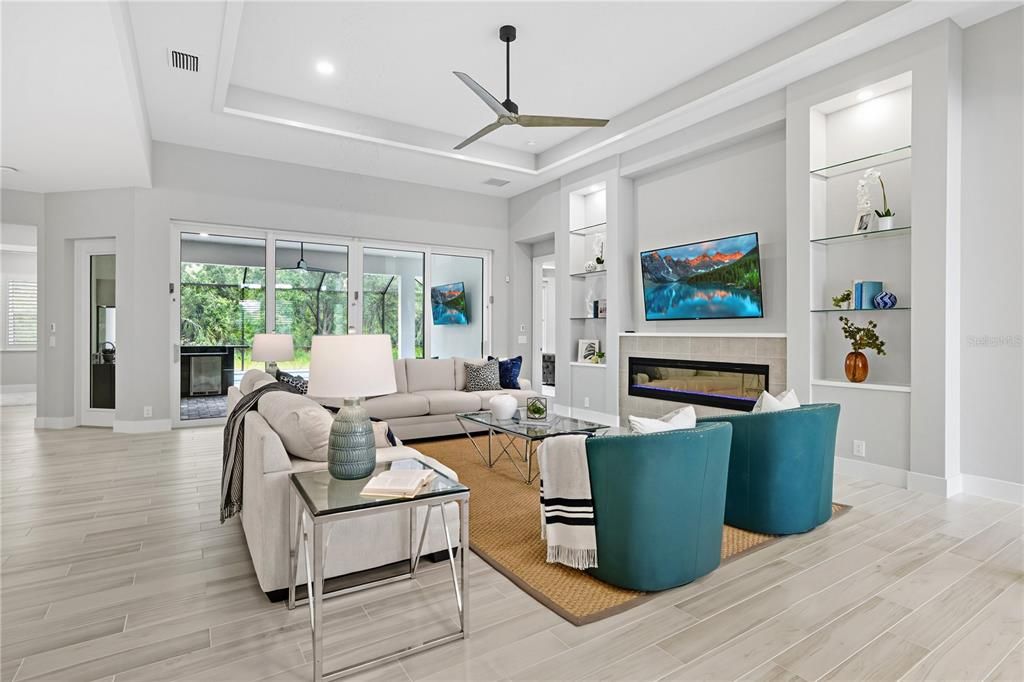 合同活跃: $1,290,000 (3 贝兹, 3 浴室, 2667 平方英尺)