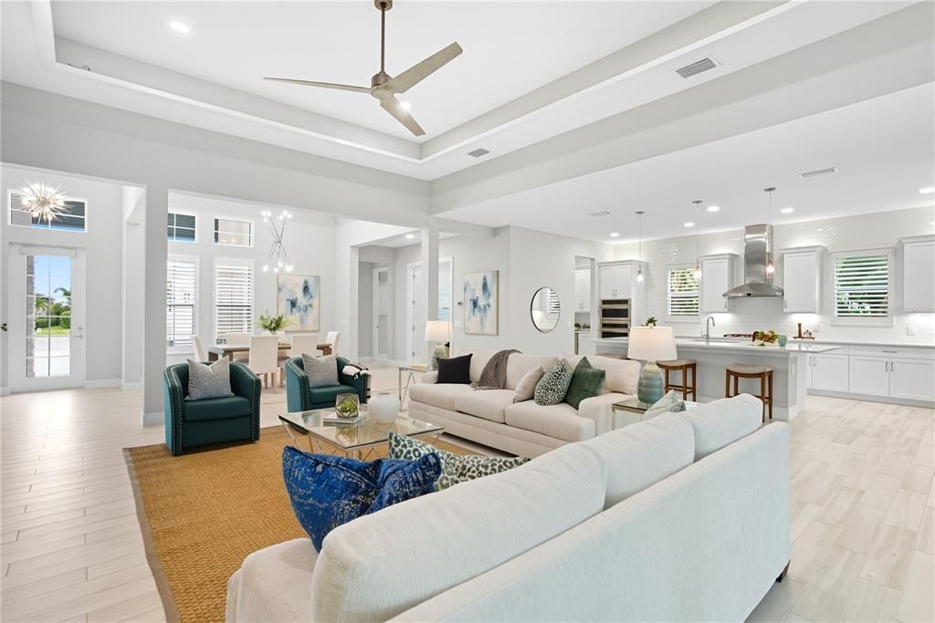 合同活跃: $1,290,000 (3 贝兹, 3 浴室, 2667 平方英尺)