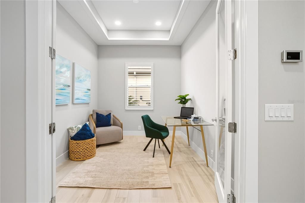 合同活跃: $1,290,000 (3 贝兹, 3 浴室, 2667 平方英尺)