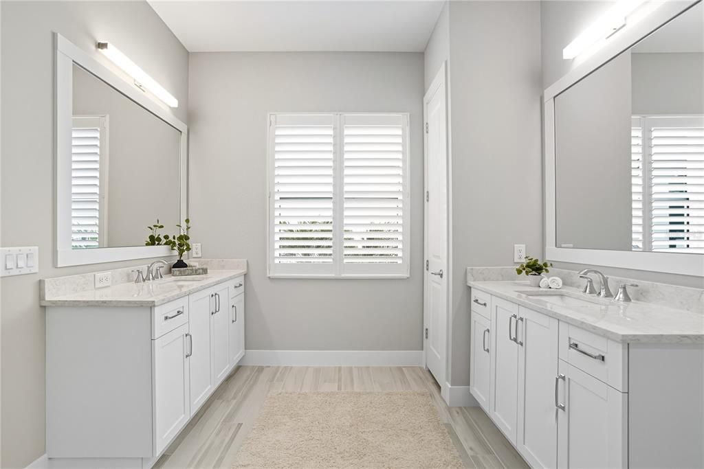 合同活跃: $1,290,000 (3 贝兹, 3 浴室, 2667 平方英尺)