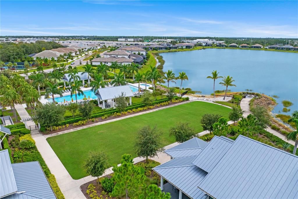 合同活跃: $1,290,000 (3 贝兹, 3 浴室, 2667 平方英尺)