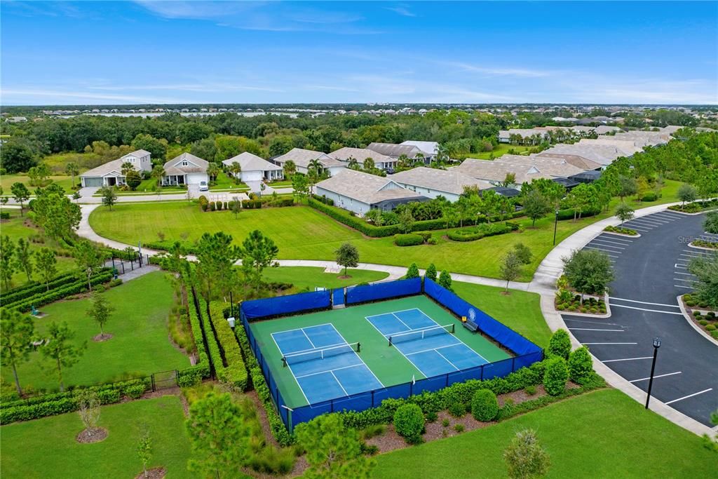 合同活跃: $1,290,000 (3 贝兹, 3 浴室, 2667 平方英尺)