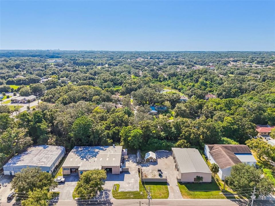 合同活跃: $2,500,000 (0 贝兹, 0 浴室, 12010 平方英尺)