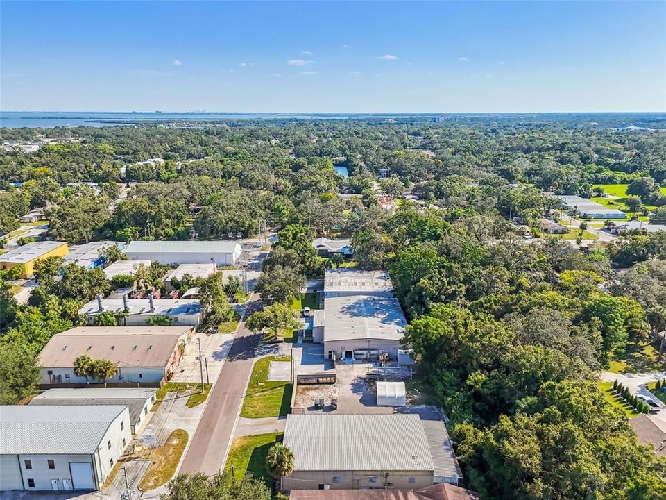 合同活跃: $2,500,000 (0 贝兹, 0 浴室, 12010 平方英尺)