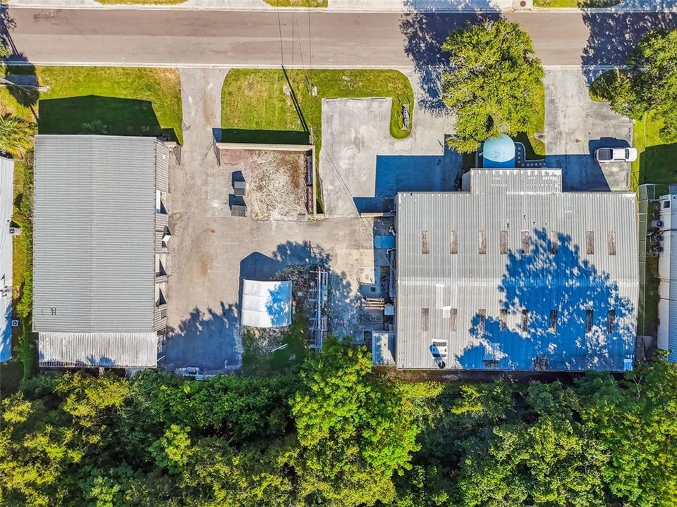 合同活跃: $2,500,000 (0 贝兹, 0 浴室, 12010 平方英尺)