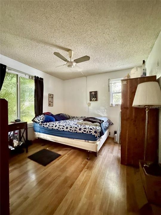 En Venta: $259,000 (3 camas, 2 baños, 1275 Pies cuadrados)