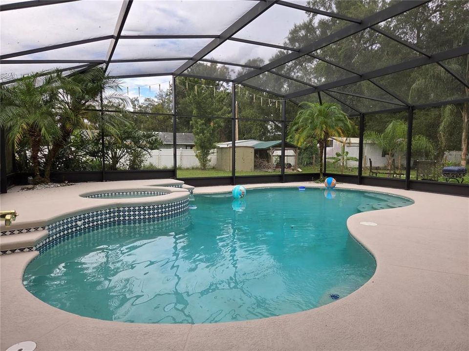 En Venta: $259,000 (3 camas, 2 baños, 1275 Pies cuadrados)